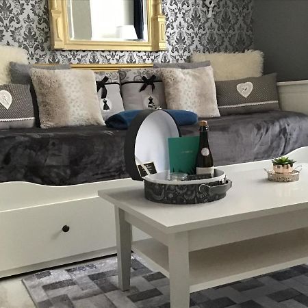 Appartement Medicis Avec Garage Honfleur Ngoại thất bức ảnh