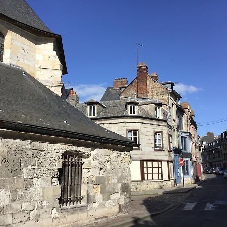 Appartement Medicis Avec Garage Honfleur Ngoại thất bức ảnh
